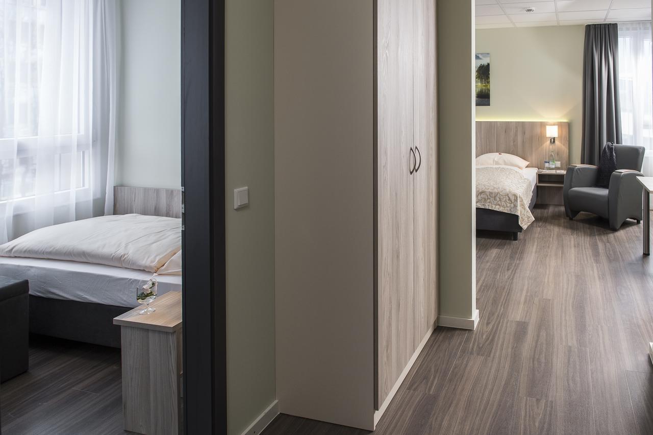 Aino Aparthotel Olympiapark Мюнхен Екстериор снимка